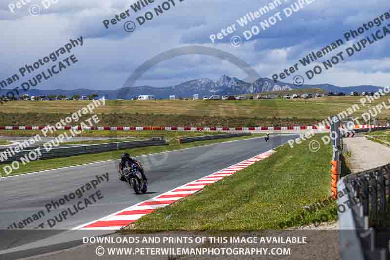 cadwell no limits trackday;cadwell park;cadwell park photographs;cadwell trackday photographs;enduro digital images;event digital images;eventdigitalimages;navarra;no limits trackdays;peter wileman photography;racing digital images;trackday digital images;trackday photos